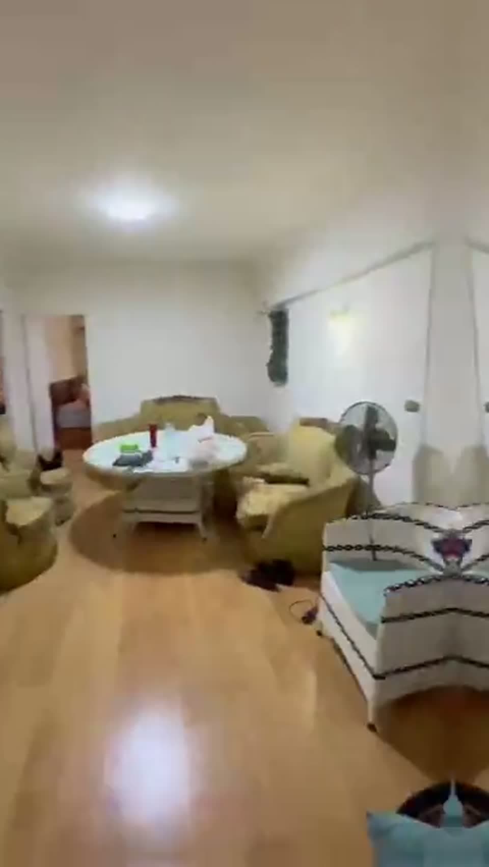 جولة فيديو داخل إحدى شقق تسكين